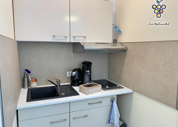 Zum Malerwinkel - Ruedesheim * Ruedesheim am Rhein